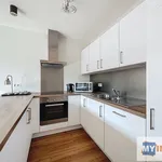 Huur 1 slaapkamer appartement van 50 m² in Uccle