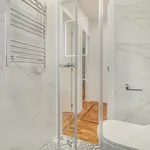 Rent 2 bedroom apartment of 80 m² in Lisbon