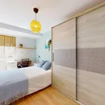 Rent a room of 70 m² in Valencia