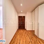 Affitto 3 camera appartamento di 102 m² in Genoa