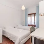 Rent a room in lisbon