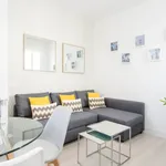 Rent 3 bedroom apartment of 40 m² in Madrid