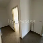 Affitto 3 camera appartamento di 94 m² in Pescara