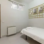 Rent 2 bedroom apartment of 40 m² in madrid