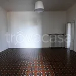 Affitto 4 camera appartamento di 160 m² in Piacenza