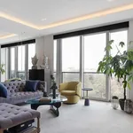 Rent 3 bedroom apartment of 105 m² in London