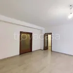 Rent 4 bedroom apartment of 140 m² in Roma