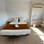 Rent 5 bedroom apartment in Valencia