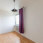 Pronajměte si 4 ložnic/e byt o rozloze 76 m² v troja