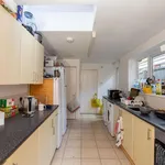 Rent 5 bedroom flat in West Midlands