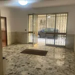 Rent 3 bedroom apartment of 160 m² in Reggio di Calabria