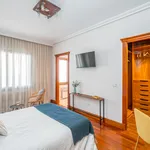 Rent 7 bedroom apartment in Madrid