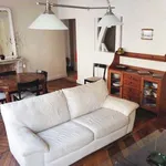 Appartement de 70 m² avec 3 chambre(s) en location à Paris