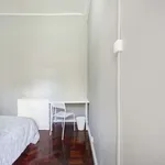 Rent a room in lisbon