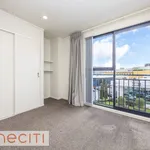 Rent 3 bedroom apartment in Auckland