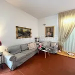 Affitto 9 camera casa di 290 m² in Bagno a Ripoli