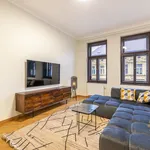 Rent 4 bedroom apartment of 115 m² in Capital City of Prague