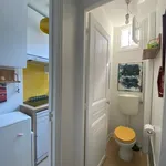 Appartement de 350 m² avec 1 chambre(s) en location à Paris