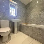 Rent 6 bedroom house in Rochdale