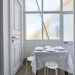 Rent a room in lisbon