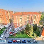 Rent 3 bedroom apartment of 75 m² in Milan