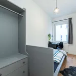 83 m² Zimmer in Berlin