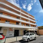 Rent 1 bedroom apartment of 70 m² in Funchal