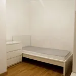 Rent a room in lisbon