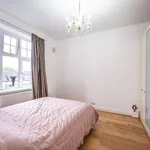 Flat to rent in Belsize Grove, Belsize Park, London NW3