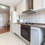 Rent a room of 104 m² in valencia