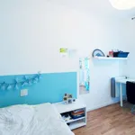 Rent a room of 160 m² in madrid