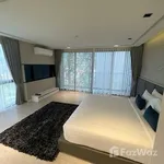 Rent 3 bedroom house of 197 m² in Phuket