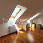 Rent 6 bedroom house of 281 m² in Arese