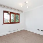 Rent 5 bedroom house in Weybridge