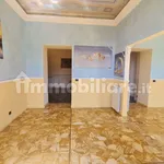 Rent 5 bedroom apartment of 140 m² in Genoa