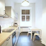 Rent a room of 84 m² in Berlin