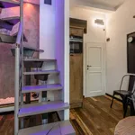 Rent 1 bedroom apartment of 40 m² in florence