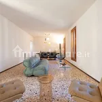 Rent 4 bedroom apartment of 115 m² in Venice