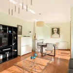 Rent 2 bedroom apartment of 120 m² in Vila Nova de Gaia