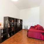 Rent 1 bedroom apartment of 65 m² in Florence