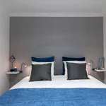 Rent 1 bedroom apartment of 49 m² in lisbon