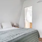 Appartement de 34 m² avec 2 chambre(s) en location à Paris