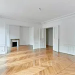 Rent 5 bedroom apartment of 114 m² in Paris