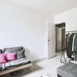 Rent a room of 82 m² in paris