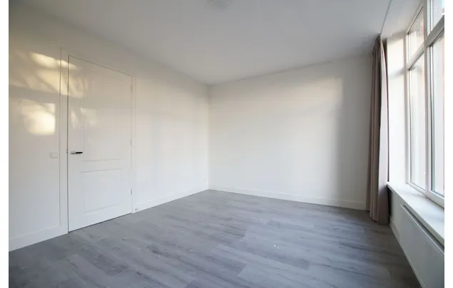 Huur 3 slaapkamer appartement van 65 m² in Rotterdam