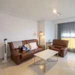 Rent a room of 160 m² in valencia