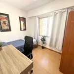 Rent a room of 100 m² in valencia