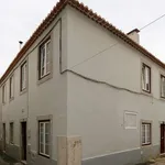 Rent 2 bedroom apartment of 50 m² in lisbon