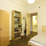 Rent 7 bedroom apartment in Lisbon