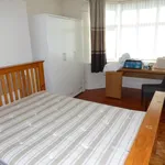 Rent 7 bedroom house in East Midlands